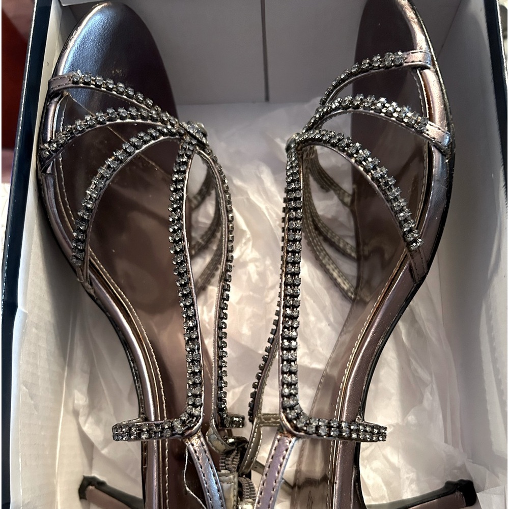 Women’s size 10M Pewter Tip “Marinelli” brand heels